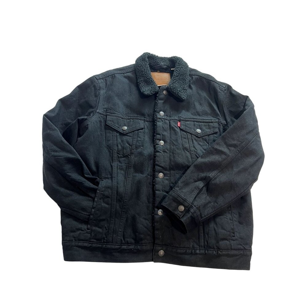 NWOT Levi's Sherpa Trucker Jacket in Black